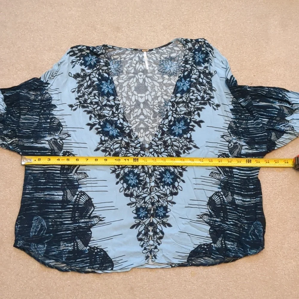 Free People Birds Of A Feather Top Sz. L - Picture 7 of 8